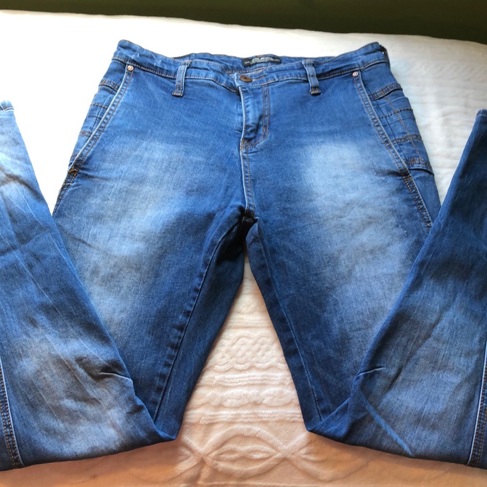 CQW 8 Pocket skinny Jeans EUC